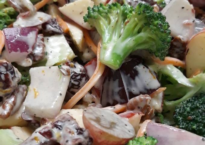 Easiest Way to Prepare Super Quick Homemade Nan&#39;s Broccoli Salad