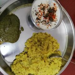 A picture of Khichdi.