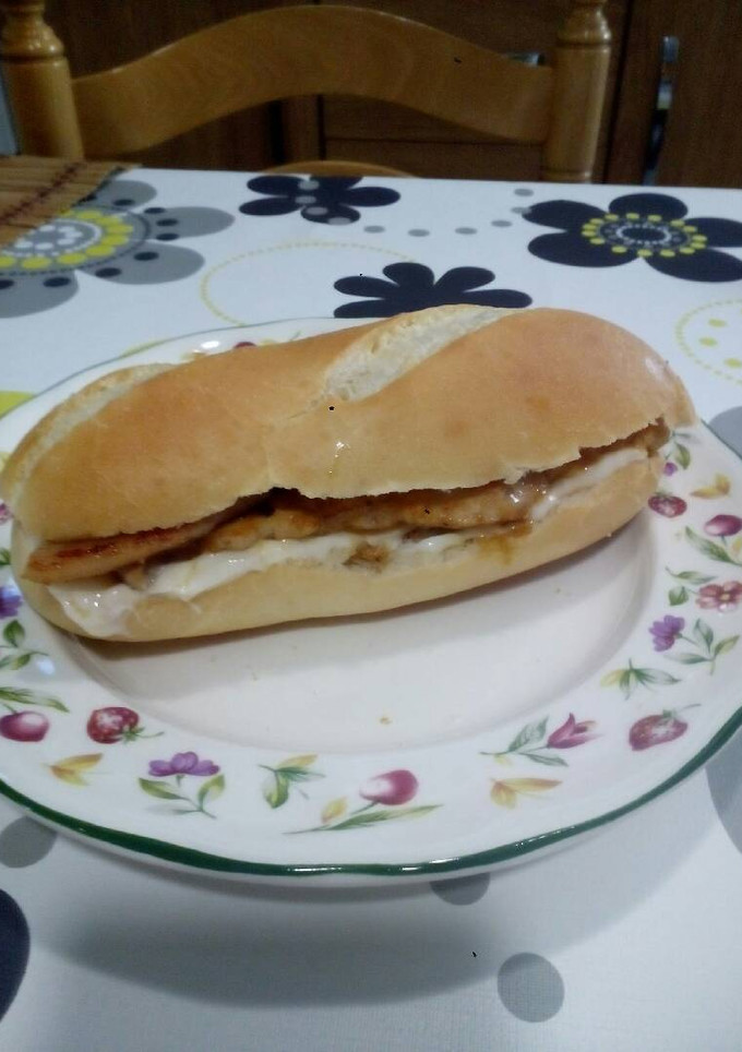 Una foto de Bocata de lomo a la Estela