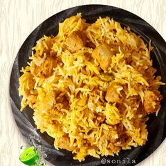 A picture of Soyabean pulao.