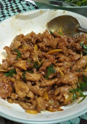 Foto resep Chinese Pork and Ginger stir fry a.k.a Tumis Daging Babi Jahe