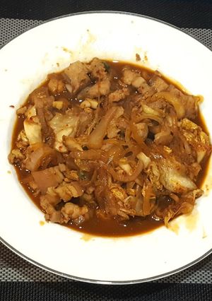 泡菜炒五花肉 的食譜成品照片