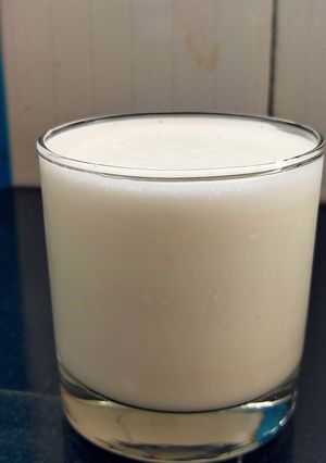 A picture of Almond Milk.