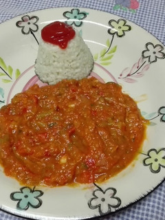 Foto principal de Pisto con arroz a la cubana aromatizado con orégano. Thermomix