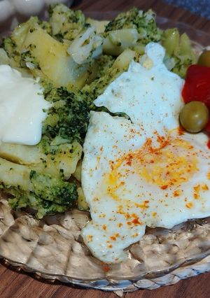 Foto principal de Brócoli con patata en olla express