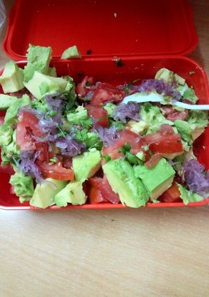 A picture of Guacamole.