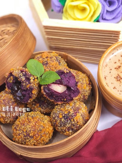 Foto resep Bola-bola Ubi ungu isi coklat