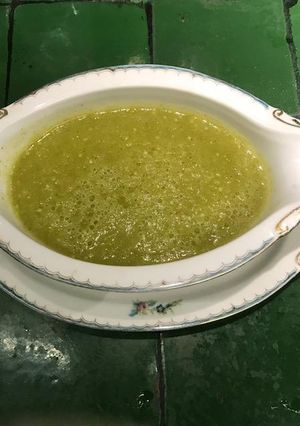 Una foto de SALSA VERDE CON TEQUILA ©