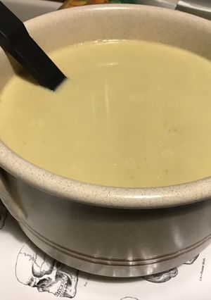Une photo de Potage de cresson au curry et bouillon de crevettes (anti gaspi)