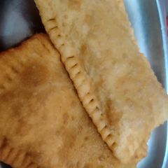 A picture of Mc pizza puff.