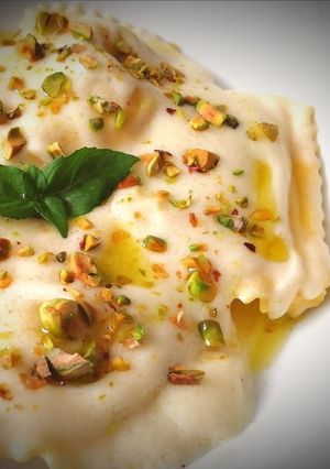 Foto principal de Raviolis de Calabaza  a la crema de Grana Padano