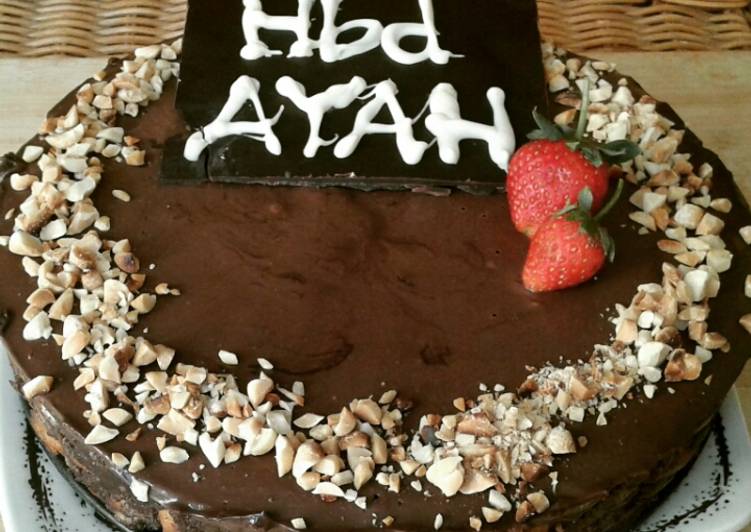 Resep Birthday Cake Si Ayah ( No Bake Chocolate Biscuit Cake) Anti Gagal