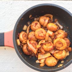 A picture of Spicy Mushroom And Onion.