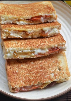 चीज़ सैंडविच (cheese sandwich recipe in Hindi) रेसिपी मुख्य फोटो