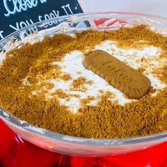 A picture of Lotus Creamy cake.