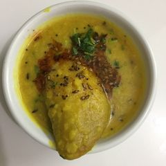 A picture of Kairy(raw mango) waali Dal.