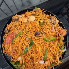 A picture of Hakka noodles.