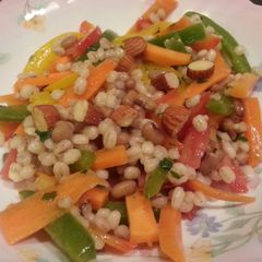 A picture of Barley bell peppers salad.