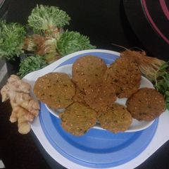 A picture of Methi puri.
