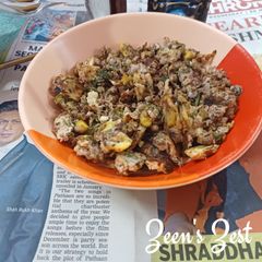 A picture of Za'atar Anda Bhurji.