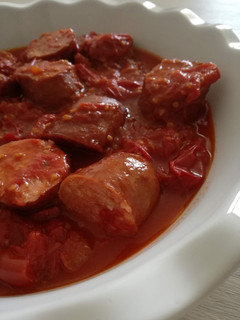Una foto de “Rougail” de salchicha