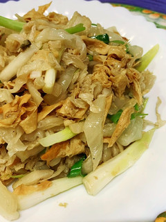 自製酸白菜の炒煙燻豆皮 的食譜成品照片