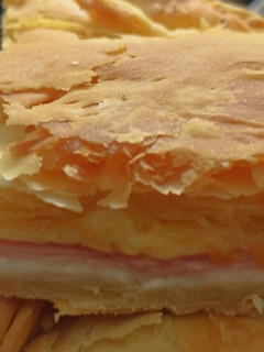 Una foto de Masa de hojaldre económica 🥧 🥟