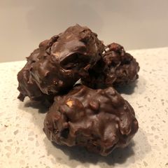 A picture of Chocolate Peanut Butter Stuffed Dates.