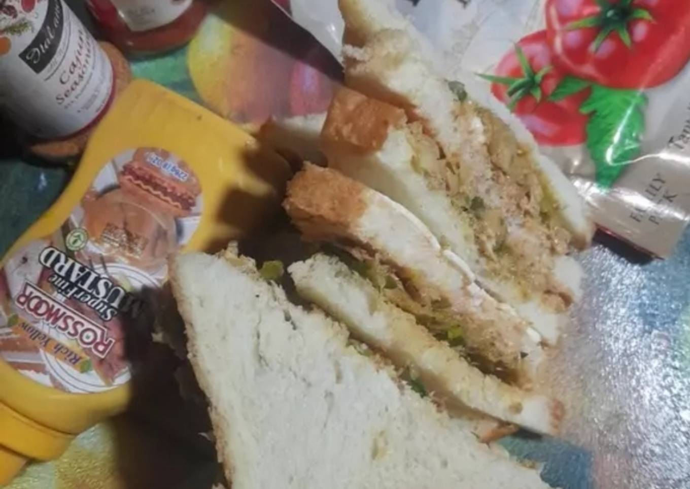 Chicken Malai sandwich with cajun seasoning