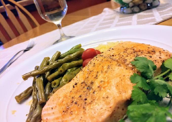 Sweet & Spicy Salmon w/Green Beans