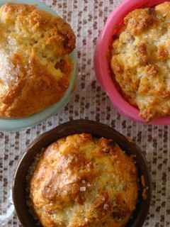 A picture of Banana Date Muffins.