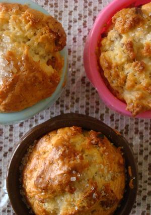 A picture of Banana Date Muffins.