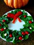Salada de Natal Guirlanda de Agrião com tomatinhos
