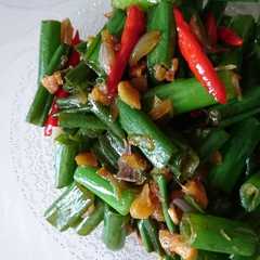Foto resep Tumis bunga bawang ikan asin