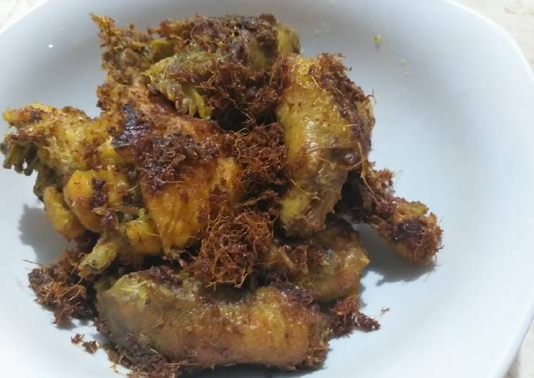 Cara Gampang Menyiapkan Ayam goreng lengkuas khas masakan padang Anti Gagal
