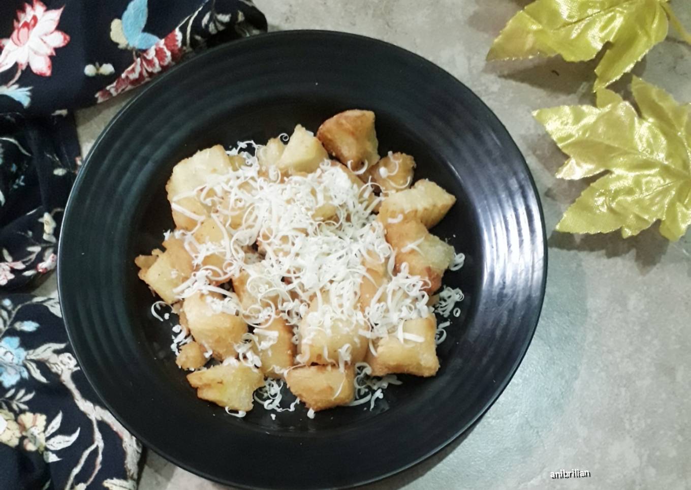 Singkong goreng keju