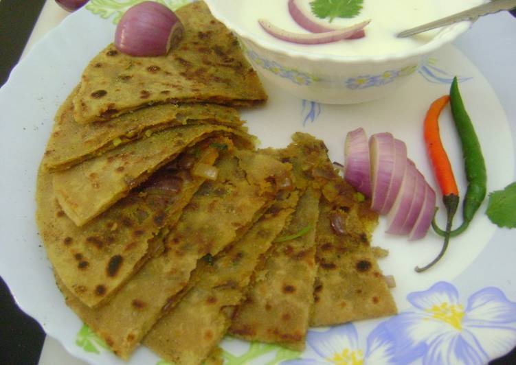 Recipe of Favorite Stuffed Onion Paratha