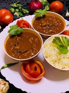 पंजाबी राजमा मसाला (Punjabi rajma masala recipe in Hindi) रेसिपी मुख्य फोटो