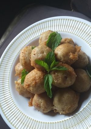 A picture of Yam balls.