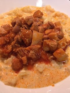 Gluténmentes kelkáposztafőzelék csirkepörkölttel recept fotója
