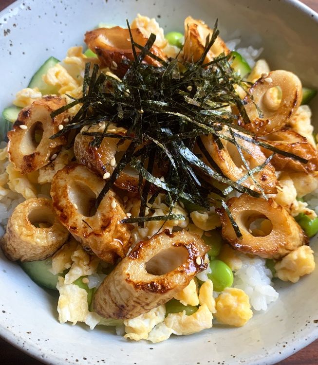 Chikuwa & Cucumber Sushi Rice Bowl Recipe by Hiroko Liston - Cookpad