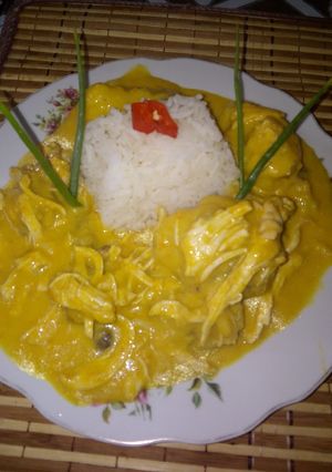 Una foto de Ají de pollo