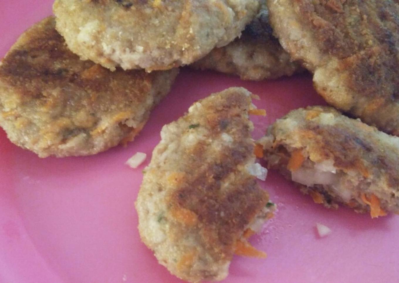 Hamburguesa de pollo y vegetales