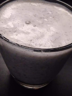 A picture of Dragon fruit juice.