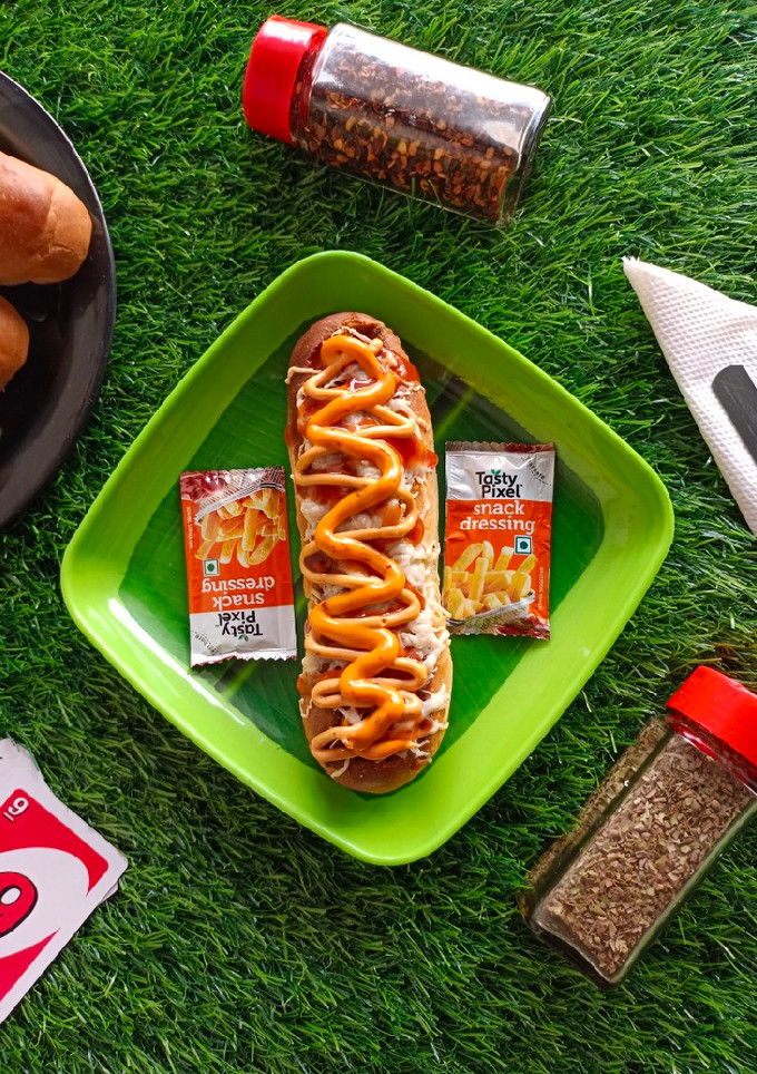 મેક્સિકન હોટ ડોગ (Mexican Hot Dog Recipe In Gujarati) રેસીપી મુખ્ય ફોટો
