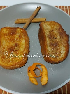 Una foto de Torrijas al horno y tradicionales