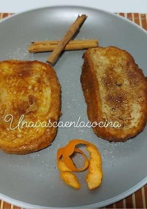 Una foto de Torrijas al horno y tradicionales