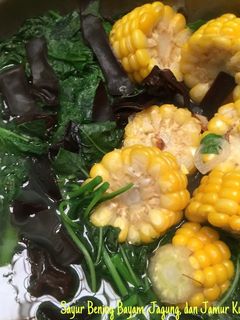 Foto resep Sayur Bening Bayam, Jagung, dan Jamur Kuping
