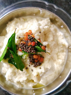 பூண்டு கார சட்னி (Poondu kaara chutney recipe in tamil) செய்முறை முக்கிய புகைப்படம்