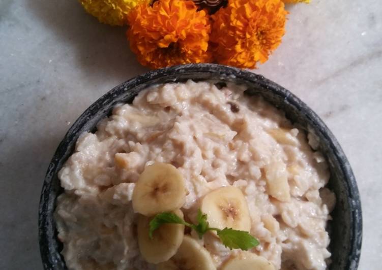 Simple Way to Make Speedy Fruit and Nut Dahi Chiwda,